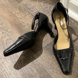 Vintage Leather Kitten Heels With Tassels